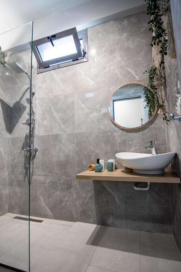 Georgianna'S Suite With Private Pool , 'Blank Suite' Charokopio Exterior photo