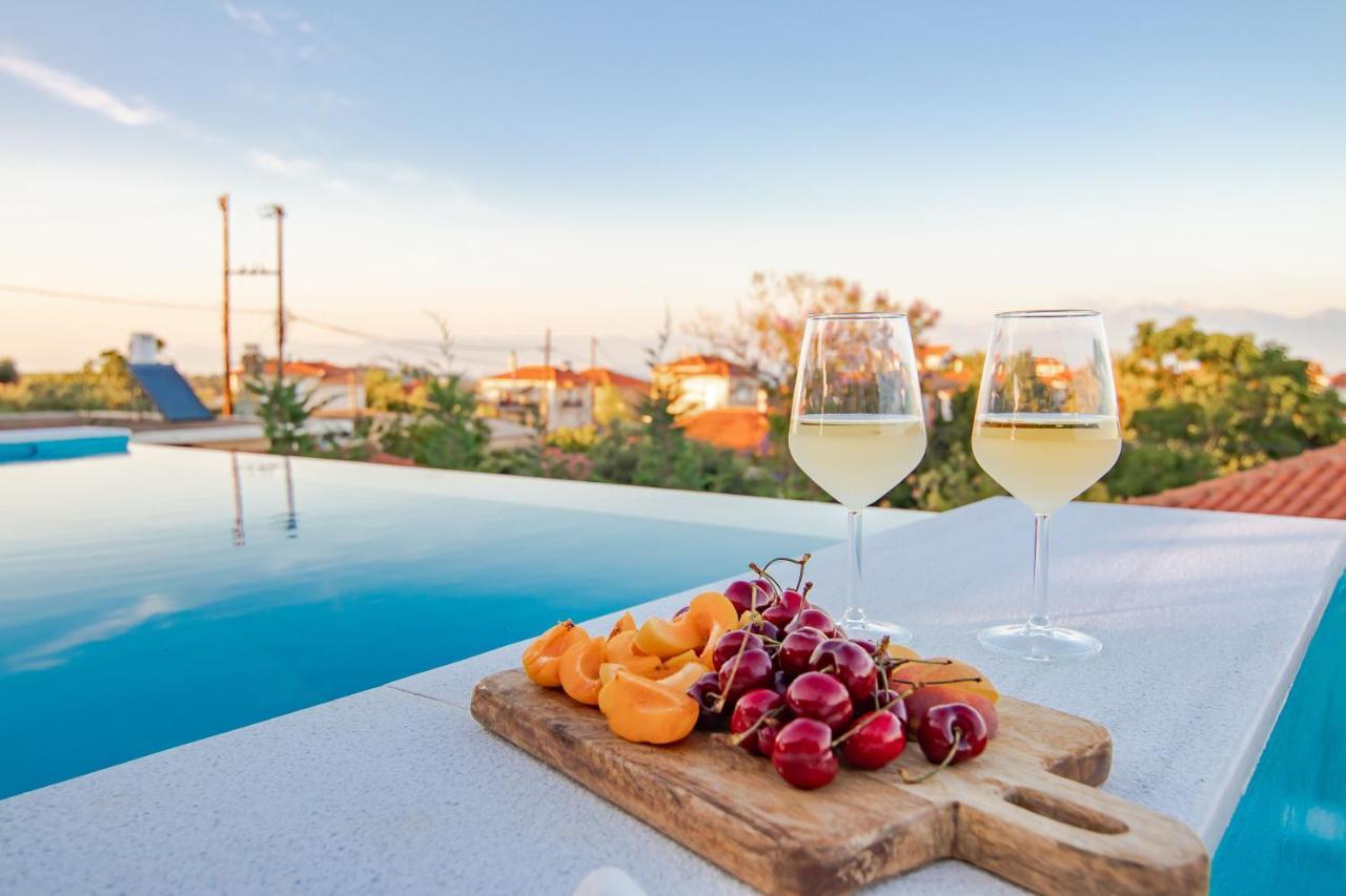 Georgianna'S Suite With Private Pool , 'Blank Suite' Charokopio Exterior photo